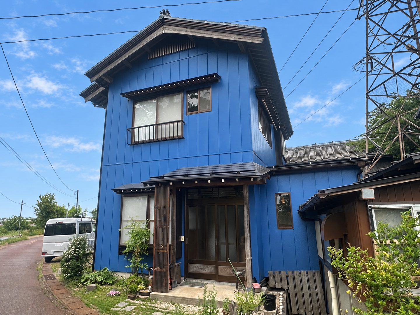 外壁を塗り替えた住宅（施工後）
